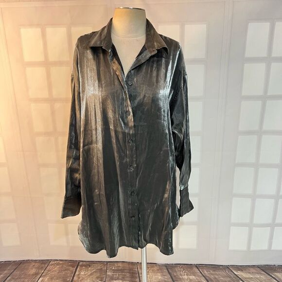 H&M Silver Metallic Long Sleeve Button Down Blouse Top Size Large - Picture 3 of 13